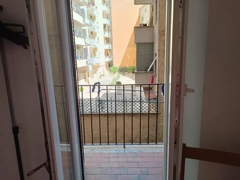 Guest house Affittacamere Vicino Stazione Trastevere. Rome Italy